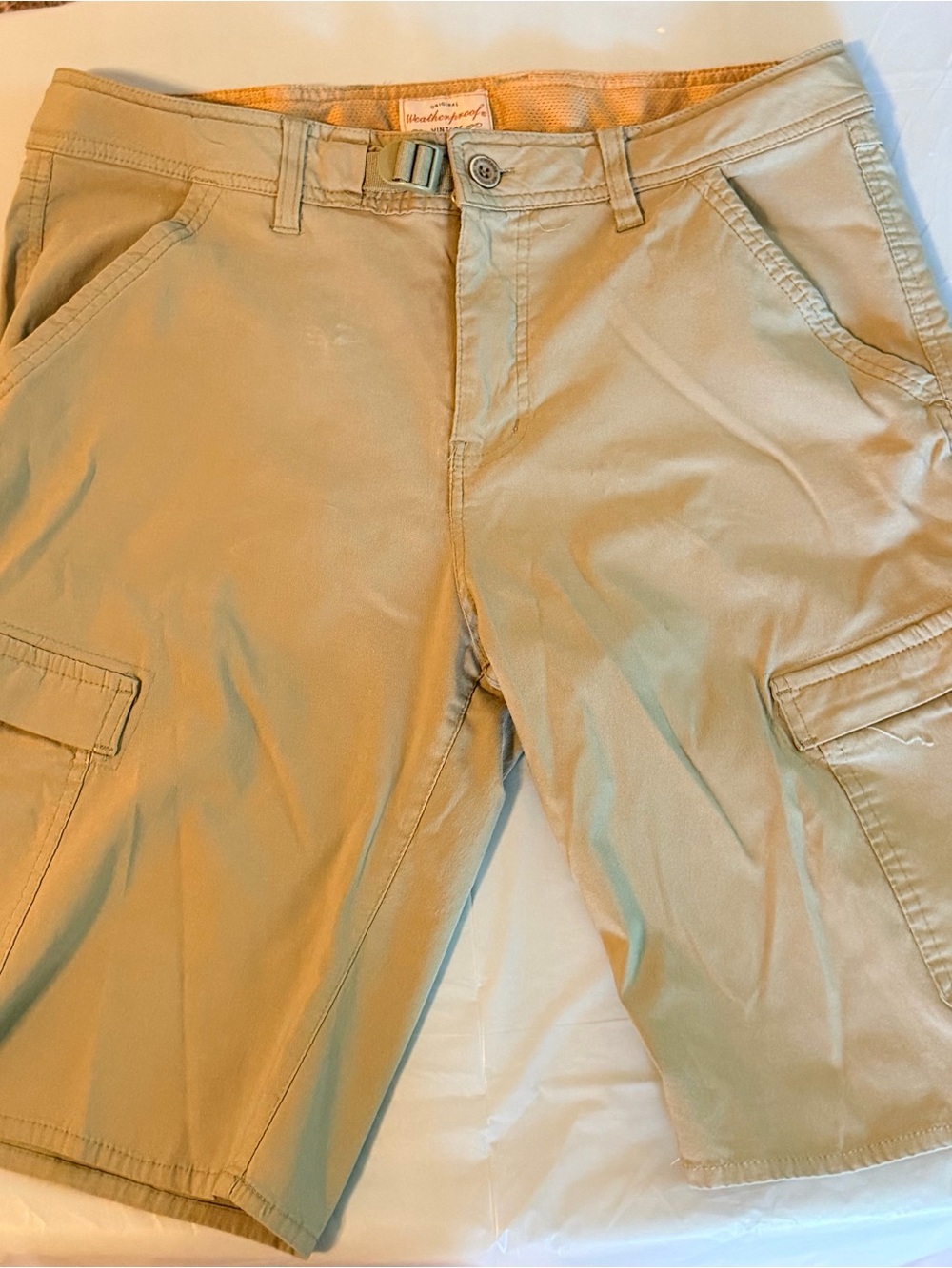 Men’s Khaki Cargo Shorts